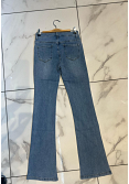 UTSVÄNGDA STRETCHJEANS 4