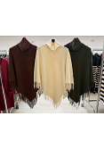 PONCHO MED FRANSAR OCH POLOKRAGE 2