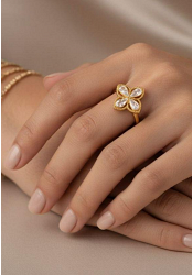 BLOMFORMAD RING I STÅL 2