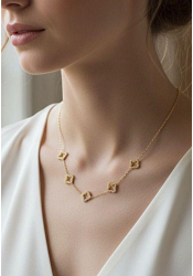 HALSBAND MED FYRKLOVER 2