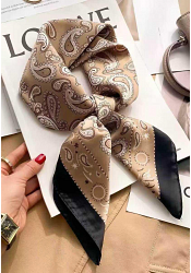 SATINBLANK BANDANA I SILKESKÄNSLA 2