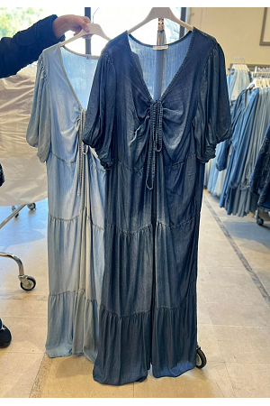 Fantastisk maxiklänning i denim - big size