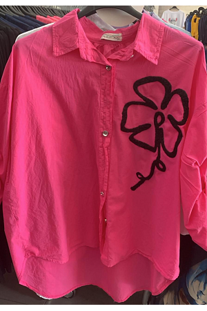 TRENDIG BLUS MED BLOMMA