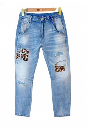 TUFFA JEANS MED LEO-DETALJER