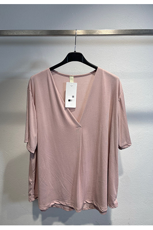 V-RINGAD T-SHIRT