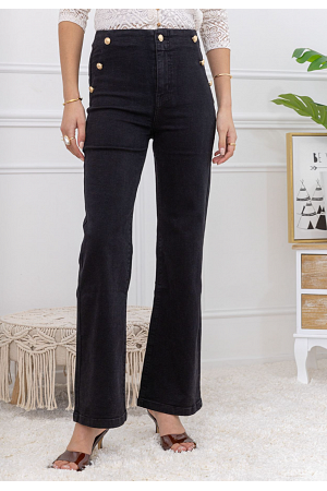 SVARTA JEANS MED KNAPPDETALJER