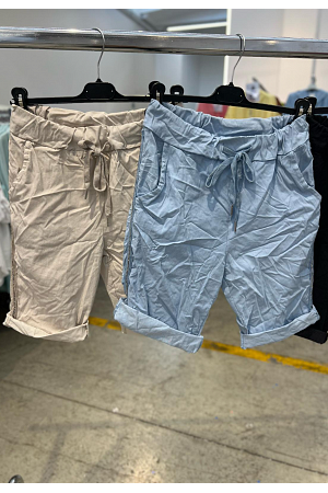 JEANSSHORTS MED STRASSDETAILJER