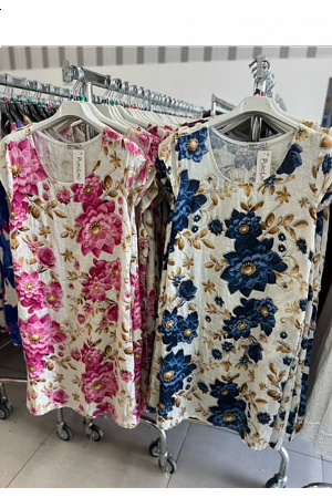 LINNEKLÄNNING MED BLOMMÖNSTER