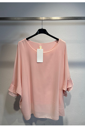 CHIFFONBLUS MED LITEN KRÅSÄRM
