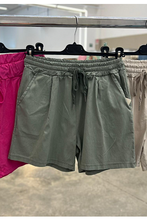 STRETCHIGA SHORTS MED RESÅRMIDJA