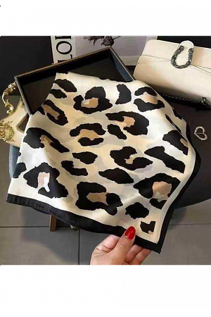 SATINSCARF LEOPARDMÖNSTRAD