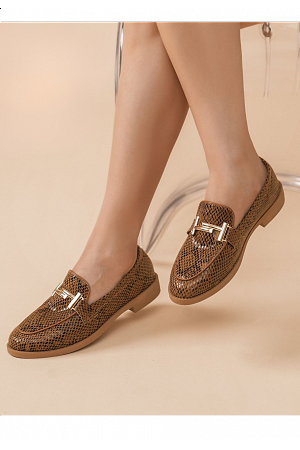 GOLD BUCKLE LOAFERS
