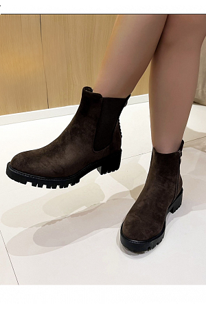 KLASSISK SNEAKERBOOT I MOCKA-LOOK