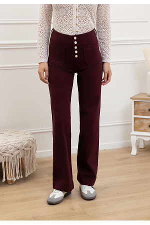JEANS MED HÖG MIDJA & KNAPPAR