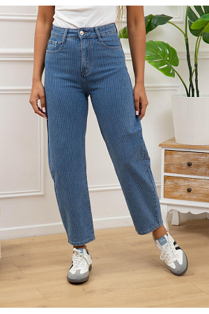 RIBBSTRUKTUR JEANS MED AVSLAPPNAD PASSFORM