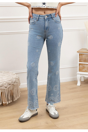 BRODYRJEANS MED RÅ KANT