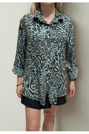 LEOPARDMÖNSTRAD VISKOSBLUS