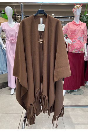 PONCHO MED BROSCH FRANSAR