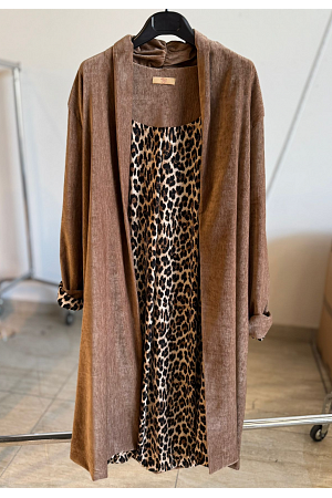 ELEGANT LÅNGKOFTA MED LEO-PRINT & FICKOR