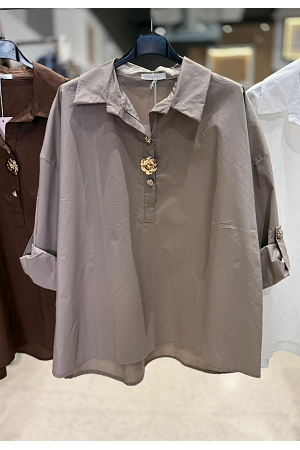 BLUS MED ROSKNAPPAR
