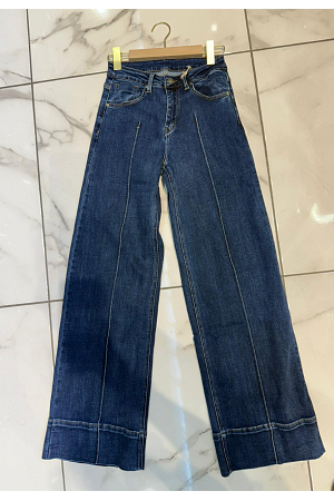 VIDA JEANS MED DEKORATIV SÖM
