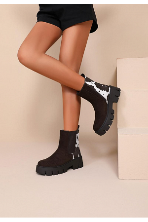 BOOTS MED DJURMÖNSTRAD DETALJ