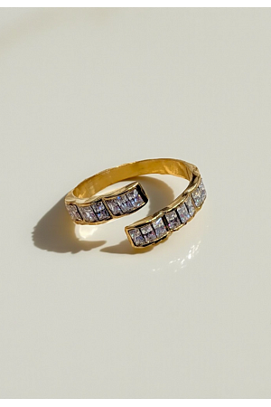 JUSTERBAR GULDRING MED STRASS