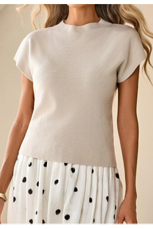 ÄRMLÖS RIBBAD TRÖJA - SVART