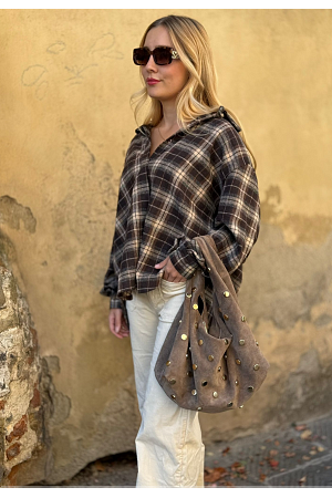 RUTIG FLANELL-LIKNANDE SKJORTA