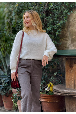 FIN STICKAD TRÖJA MED BALLONGÄRM & RUND HALSRINGNING