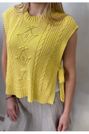 MÖNSTERSTICKAD SLIPOVER MED SÖTA SLÄJAR