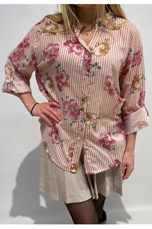 RANDIG BLUS MED BLOMMOR