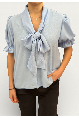 SÖT BLUS MED PUFFÄRM