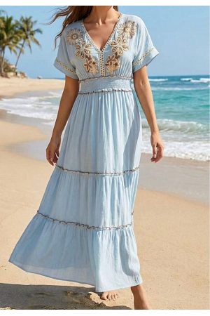 LÅNG KLÄNNING MED BRODERI (mixat pack)