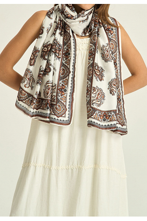 STOR MÖNSTRAD SCARF I VISKOS