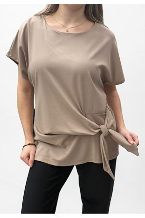 STRETCHIG BLUS MED KNUTDETALJ