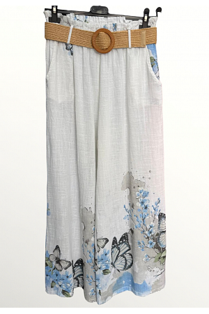 SOMMARBYXOR MED FJÄRILSMOTIV