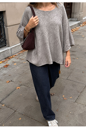 ELISA PONCHOTRÖJA