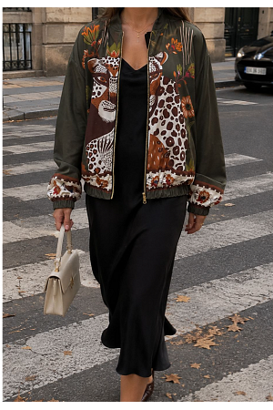 BOMBERJACKA MED LEOPARDPRINT