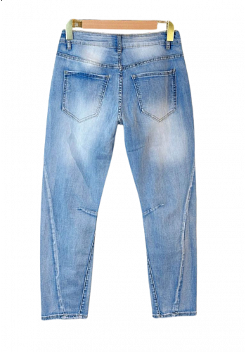 TUFFA JEANS MED LEO-DETALJER 2