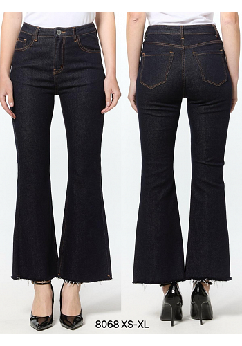 UTSVÄNGDA JEANS MED RÅ KANT 2