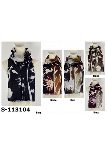 BLADMÖNSTRAD SCARF 2