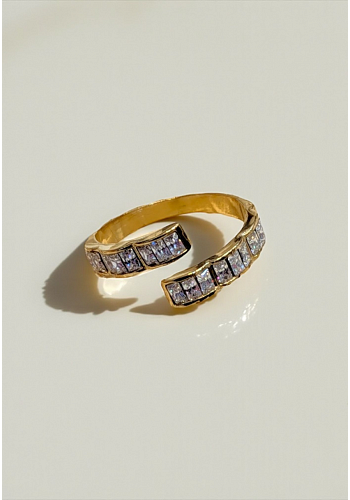 JUSTERBAR GULDRING MED STRASS 2