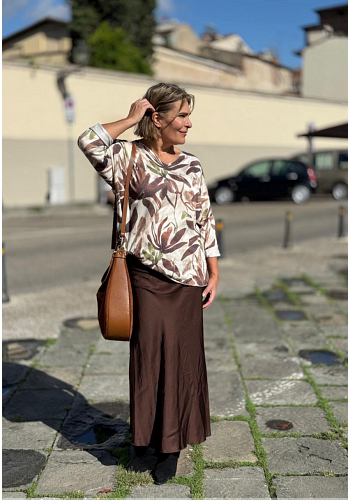 OVERSIZE BASTRÖJA MED LÖVMÖNSTER 2