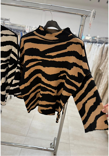 ZEBRAMÖNSTRAD POLOTRÖJA 2