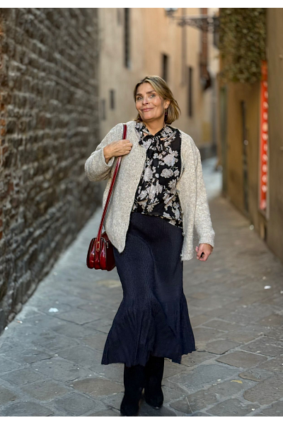 FAVORIT RIBBAD/PLISSERAD KJOL MED KLOCKAD NEDRE DEL-SUPERSTRETCH