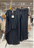 PLISSERAT SET MED ASYMMETRISK TOPP & VIDA BYXOR 7