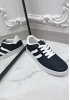 SPORTIG SNEAKERS MED TRENDIGA DETALJER 3