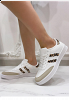 SPORTIG SNEAKERS MED TRENDIGA DETALJER 7