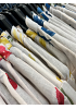 BLUS MED SNYGGT TRYCK OCH AVSLAPPNAD PASSFORM 8